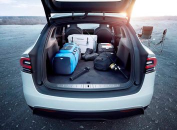 Tesla Model X 2023-2024