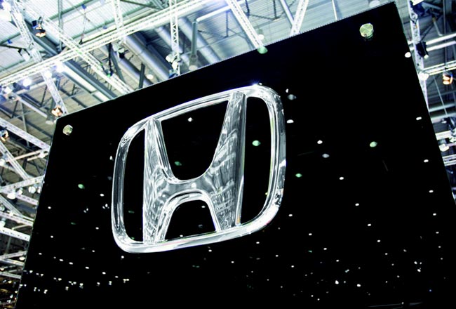 Honda предложила дилерам заказывать машины самостоятельно Honda предложила дилерам заказывать машины самостоятельно