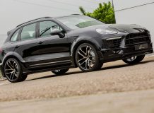 Диски CLR Racing на Порше Кайен от Lumma