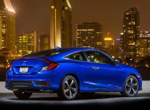 Honda Civic Coupe 2017 фото