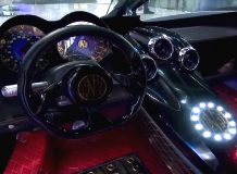 Π€ΠΎΡΠΎ ΡΠ°Π»ΠΎΠ½Π° Devel Sixteen