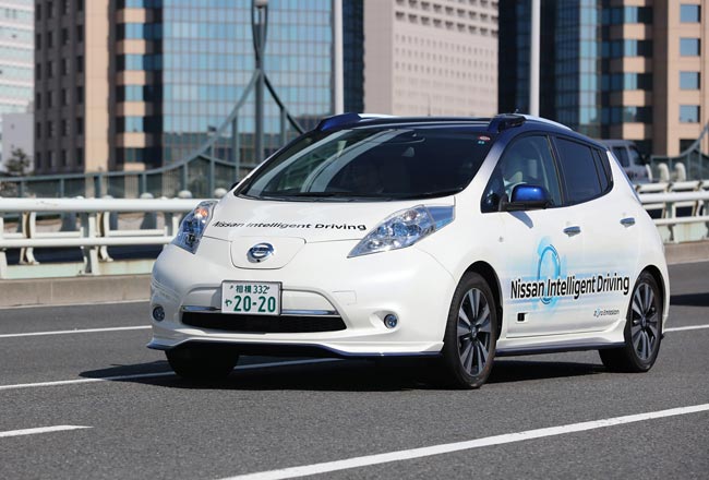 Nissan Leat с системой автономного управления Nissan Leat с системой автономного управления
