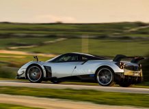 Фото нового Pagani Huayra BC