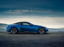 Новый Лексус LC 500h 2016
