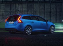 Фото нового Volvo V60 Polestar 2016