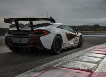 Трековый Макларен 570S Sprint фото