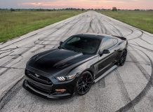 Фото тюнинг Ford Mustang GT от Hennessey