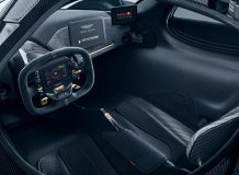 Фото салона Aston Martin Valkyrie