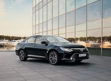 Toyota Camry Exclusive фото