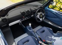 Фото салона Lotus Elise 250 SE