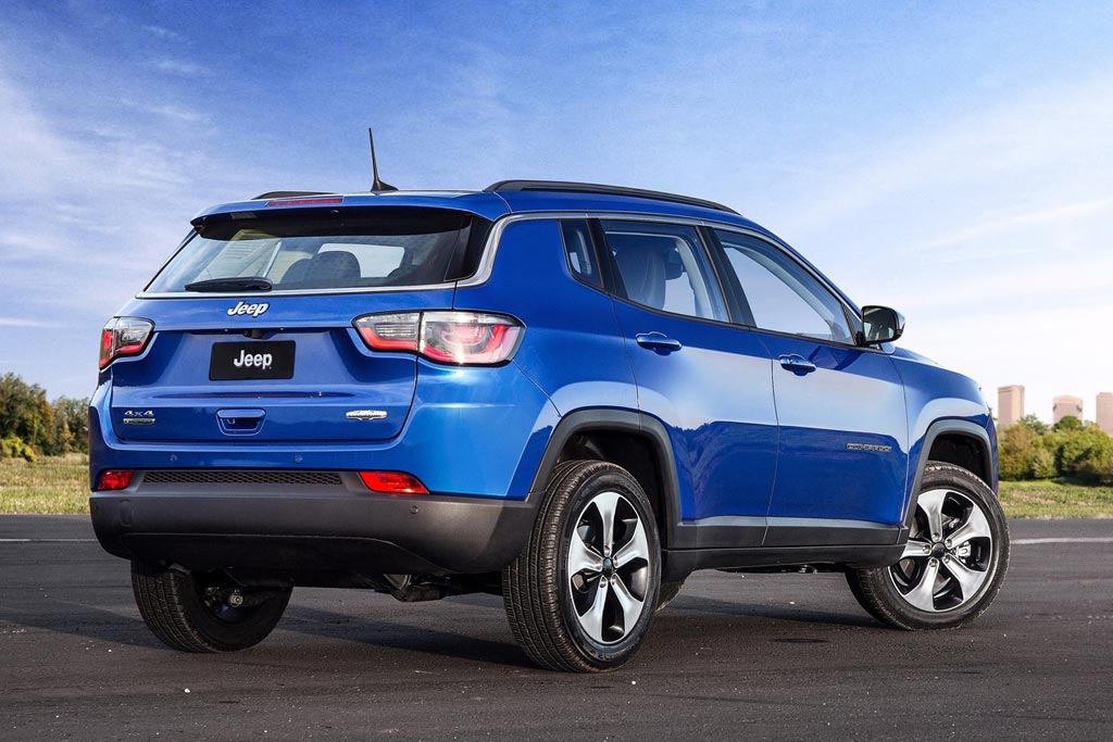Jeep compass поколения