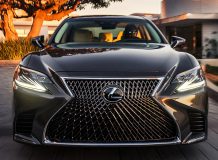 Фото Lexus LS 500 в новом кузове