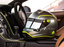 Фото салона Астон Мартин Vantage AMR