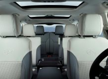Фото салона Land Rover Discovery SVX