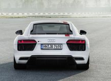 Заднеприводный Audi R8 RWS фото