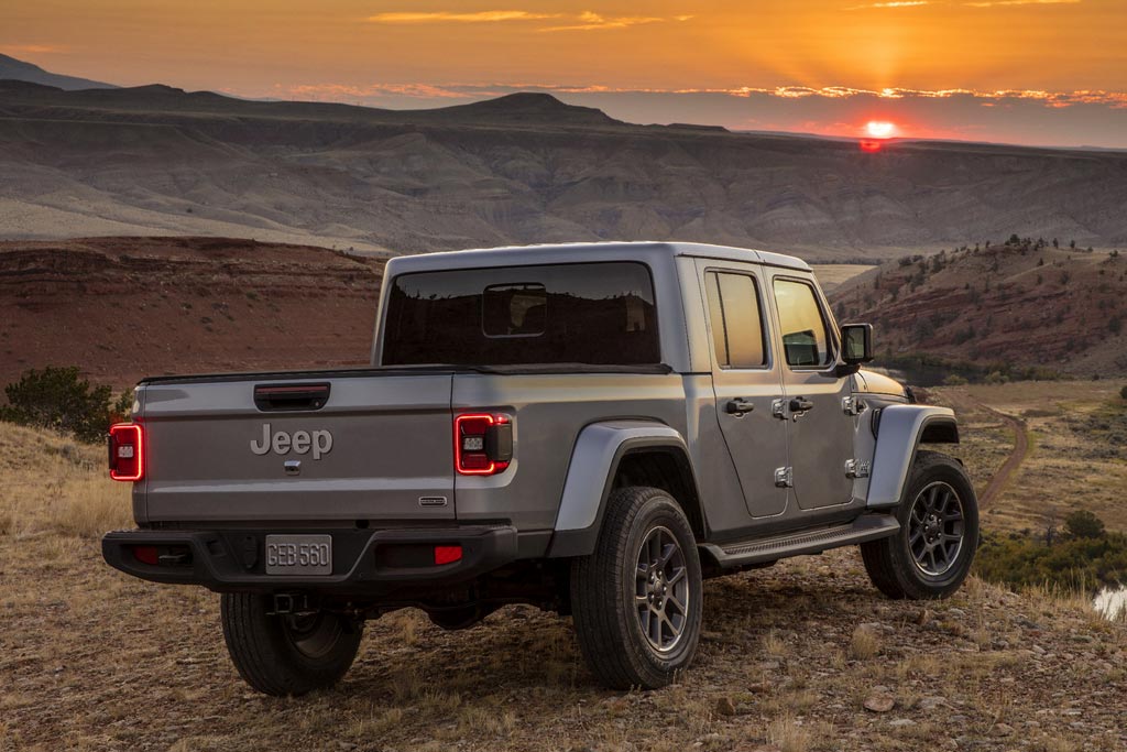 Jeep wrangler пикап гладиатор
