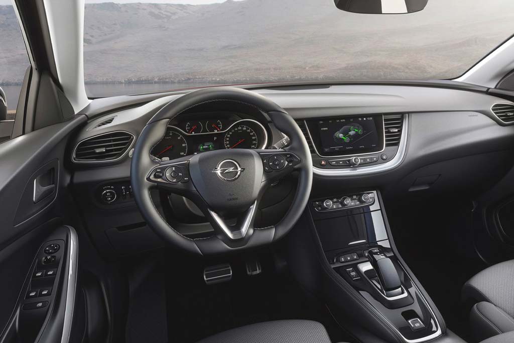 Opel Grandland X Hybrid4