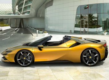 Ferrari SF90 Spider