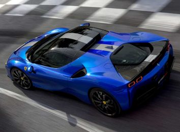 Ferrari SF90 Spider