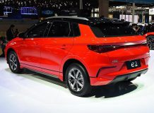 BYD e2