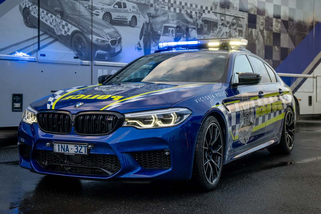 Полицейский M5