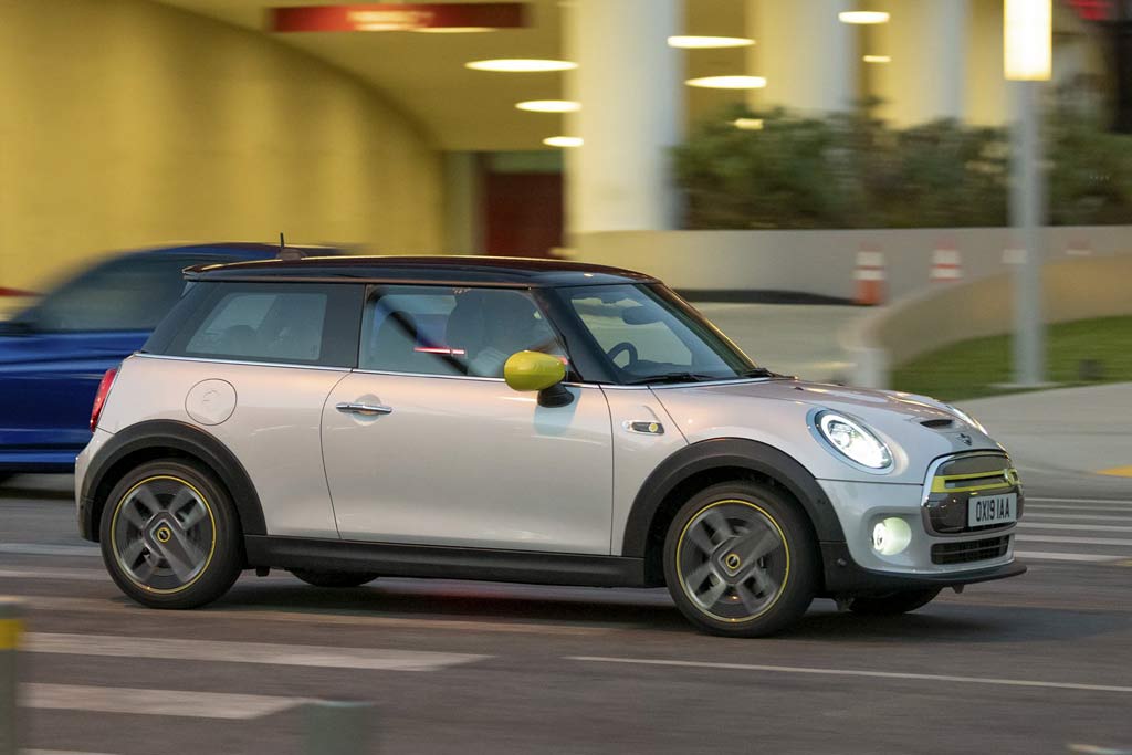 Mini cooper электромобиль