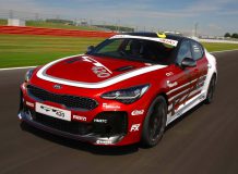KIA Stinger GT420