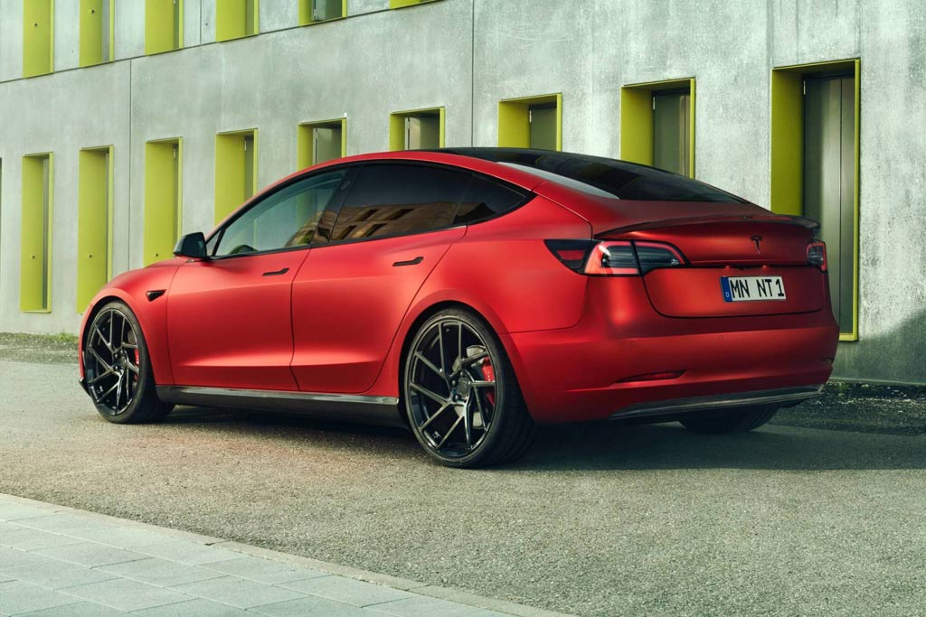 Novitec Model 3