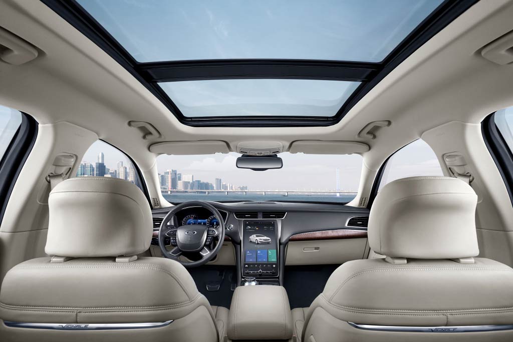 Ford Taurus 2020