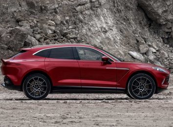 Aston Martin DBX