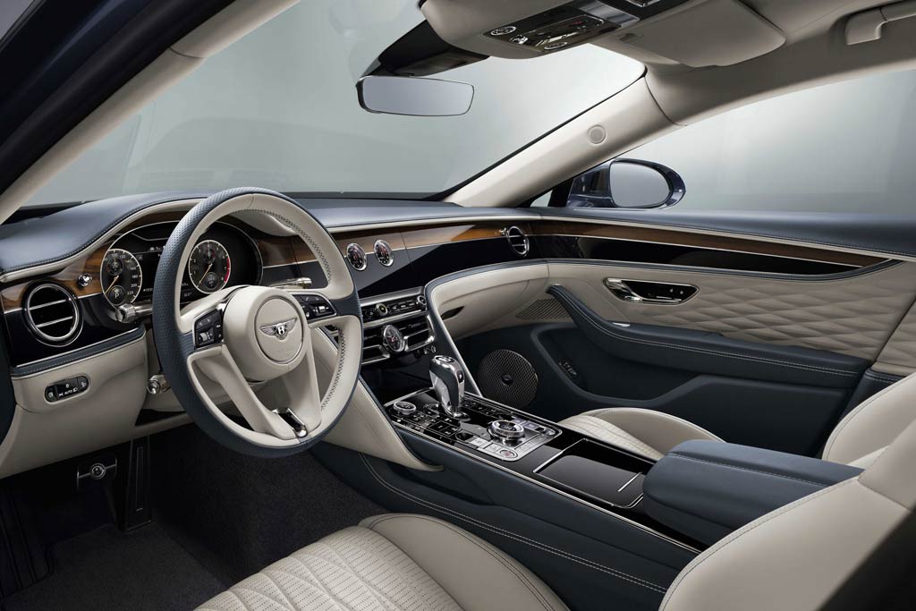Интерьер Flying Spur