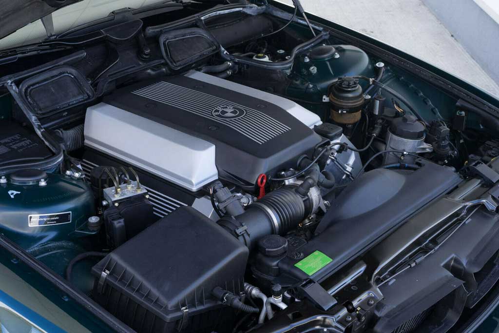 BMW 740i (E38) 1997