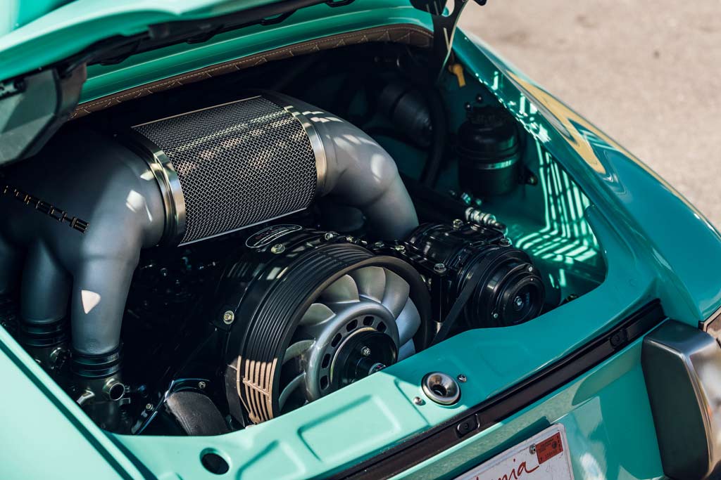 Singer 911 Malibu