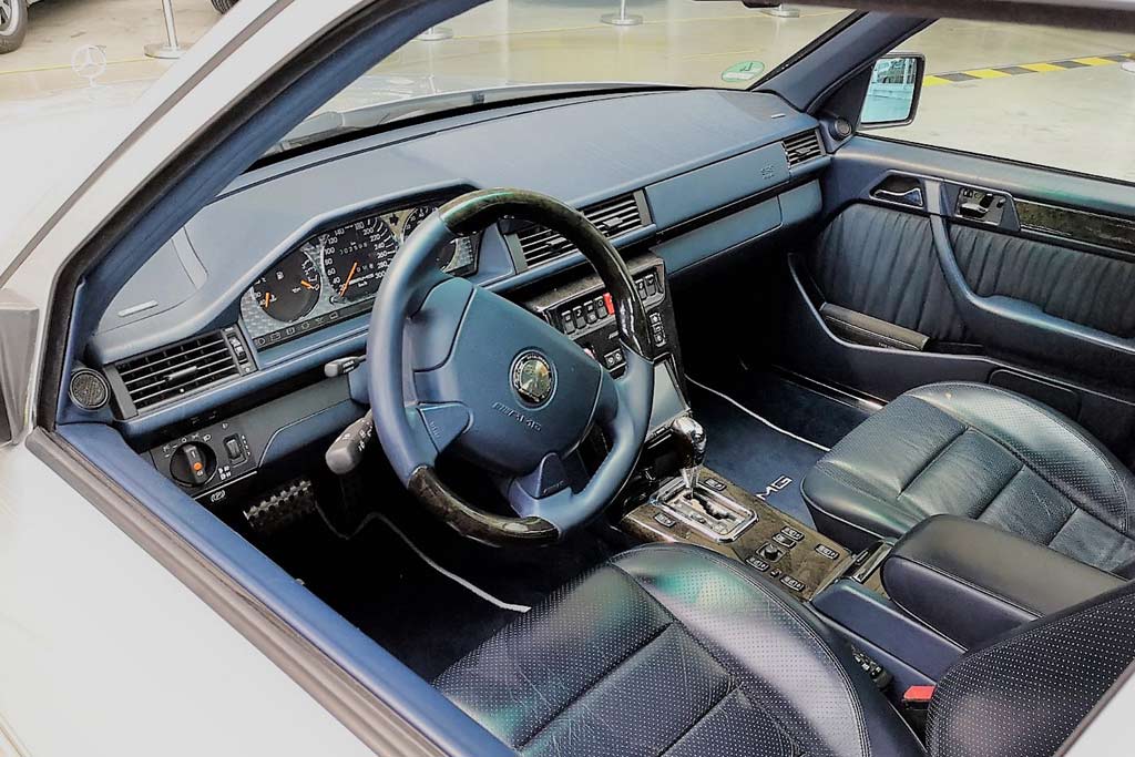 Mercedes E60 AMG