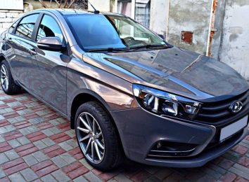 Lada Vesta