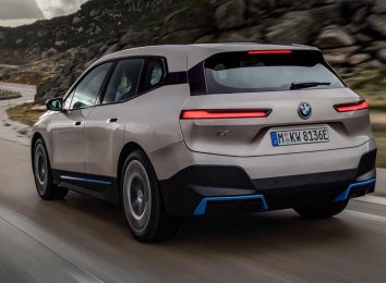 BMW iX