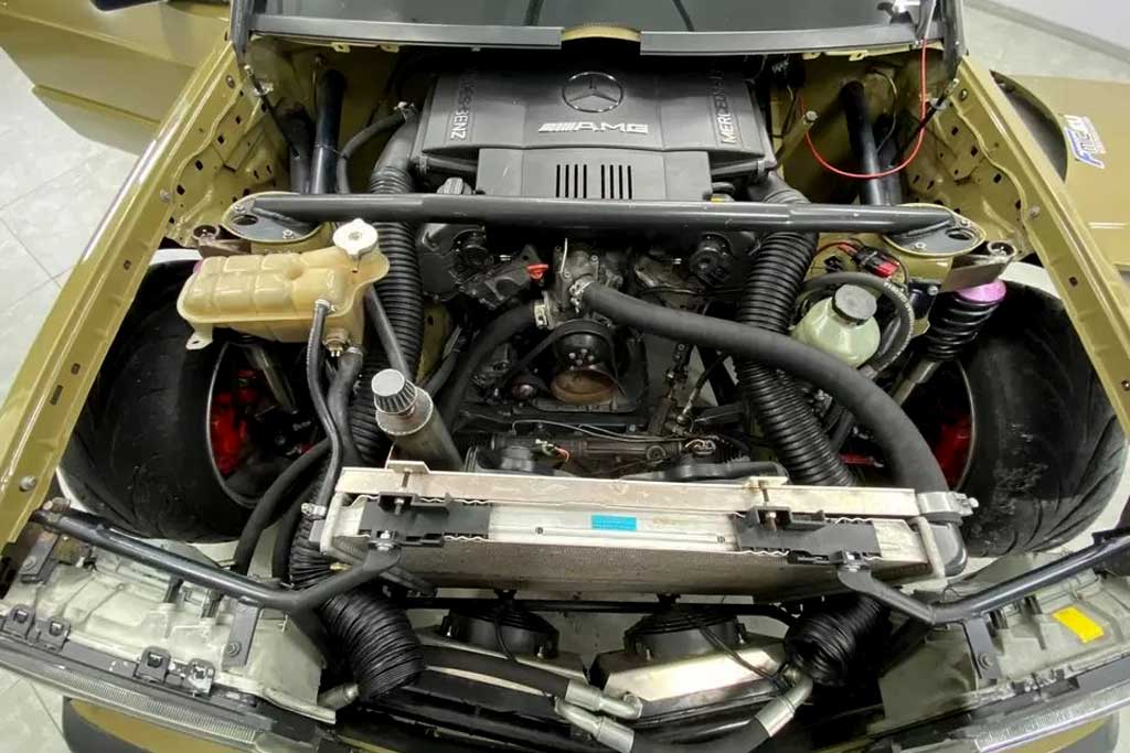 Дрифтовый Mercedes 190E