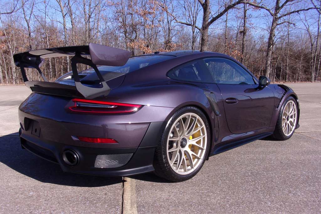 Porsche 911 фиолетовый