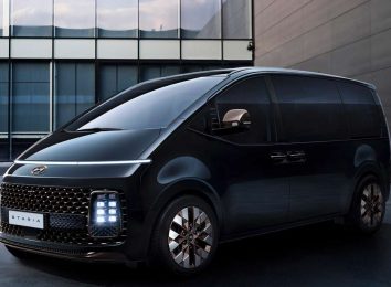 Hyundai Staria Premium