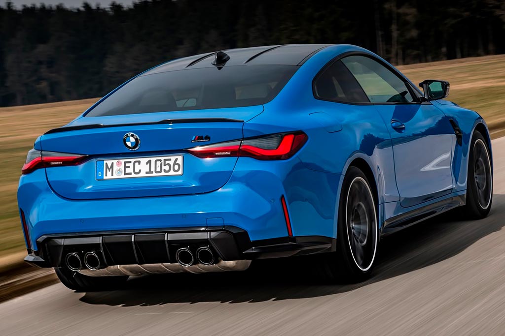 BMW M4 xDrive