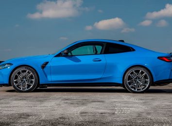 BMW M4 xDrive