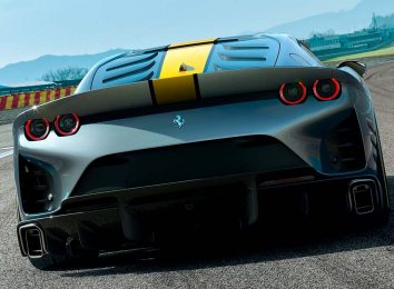 Ferrari 812 Competizione