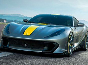 Ferrari 812 Competizione
