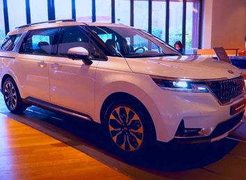 KIA Carnival 4