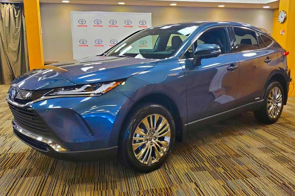 Toyota Harrier 2021