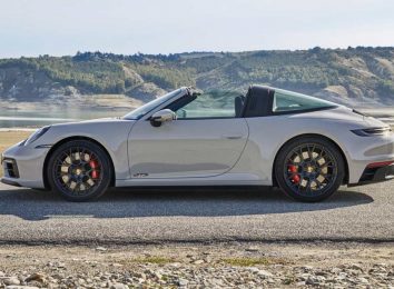 Porsche 911 Targa 4 GTS (992)