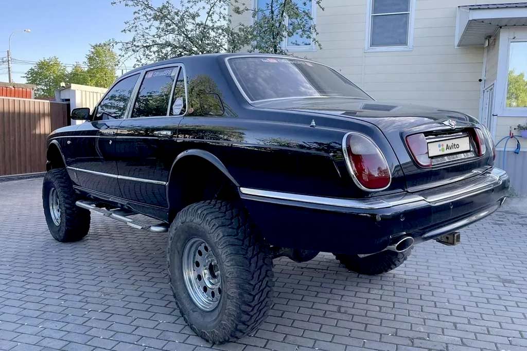 Внедорожный Bentley Arnage