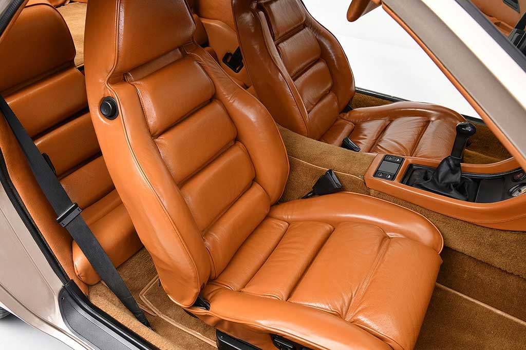 Porsche 928