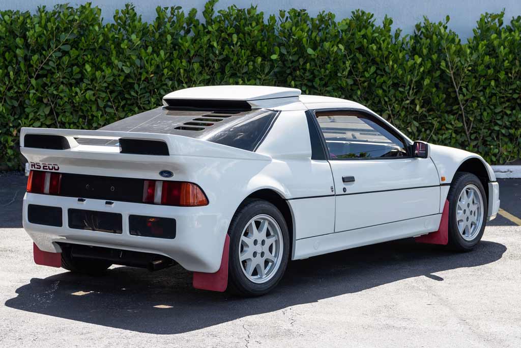 Ford RS200
