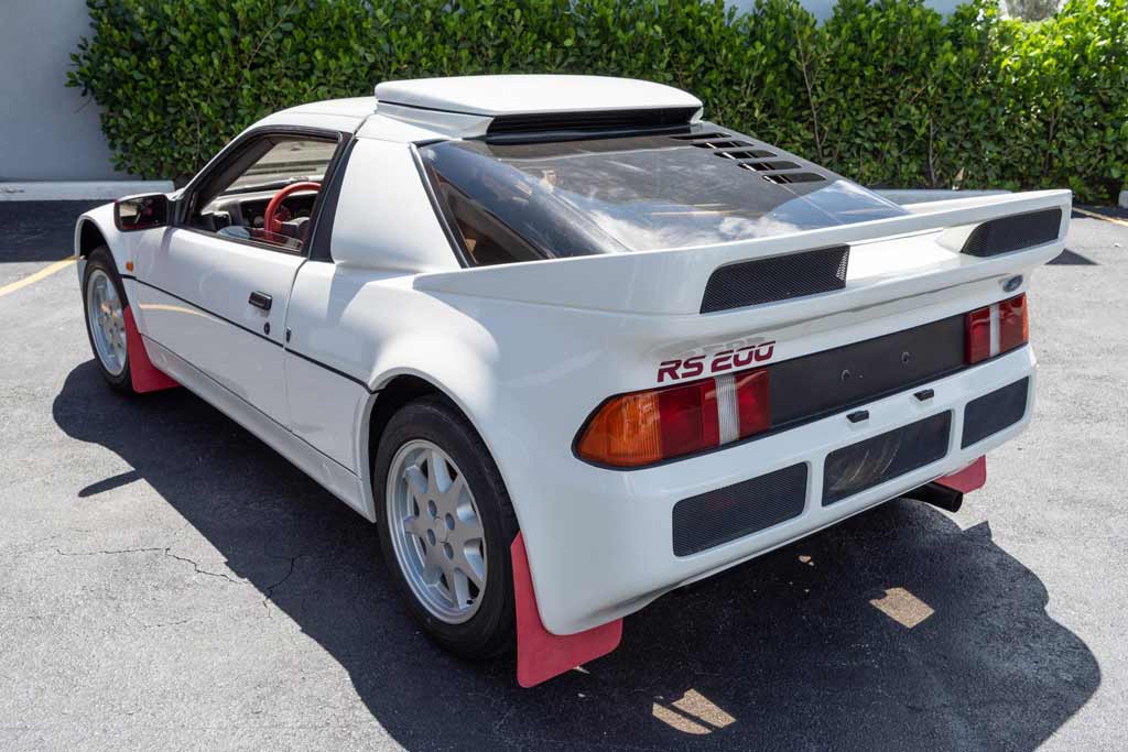 Ford RS200